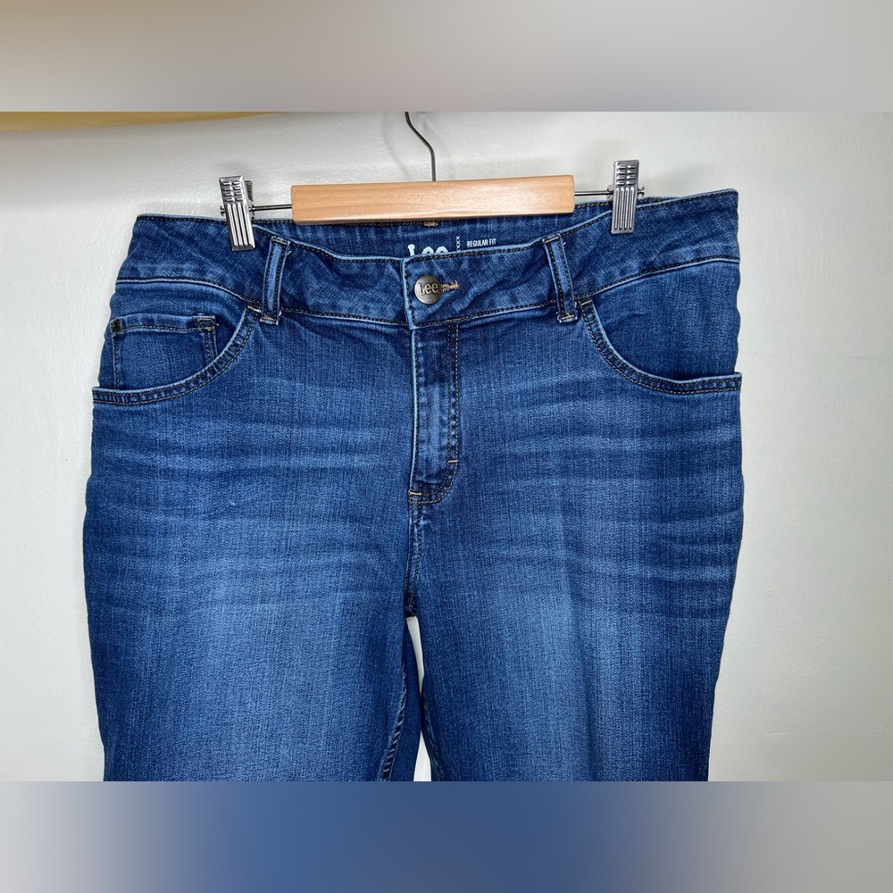 Lee Jeans-Boot Cut-Mid Rise - Picture 2 of 7